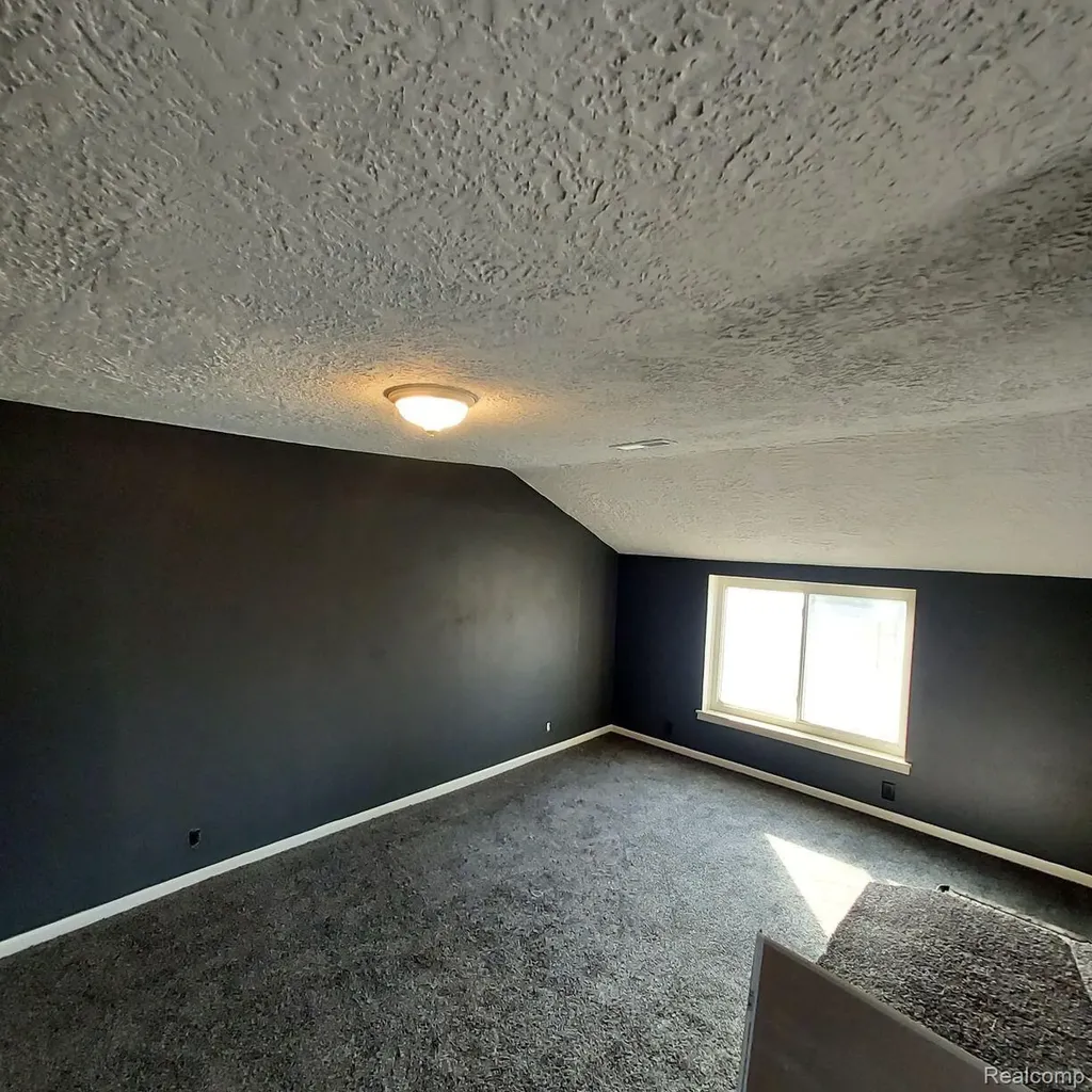 568 W Center Road Hampton Charter Township MI 48732