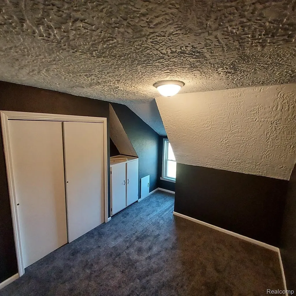 568 W Center Road Hampton Charter Township MI 48732