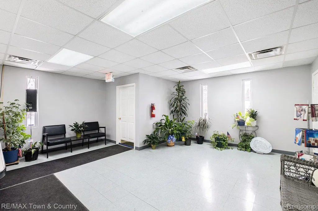2170 Lavelle Road Flint Charter Township MI 48504