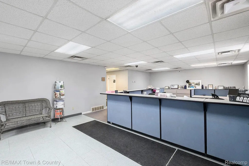 2170 Lavelle Road Flint Charter Township MI 48504
