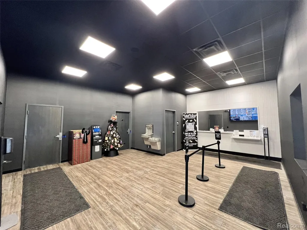 1385 W Main Street Gaylord City MI 49735