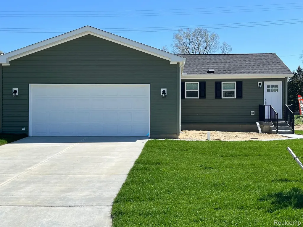 4426 Maple Leaf Trail Flint City MI 48506