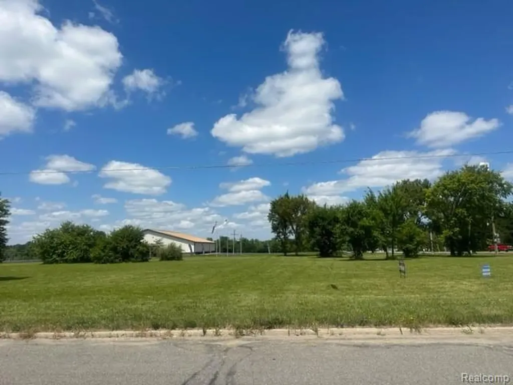 1.38 Acre Belsay Burton City MI 48519