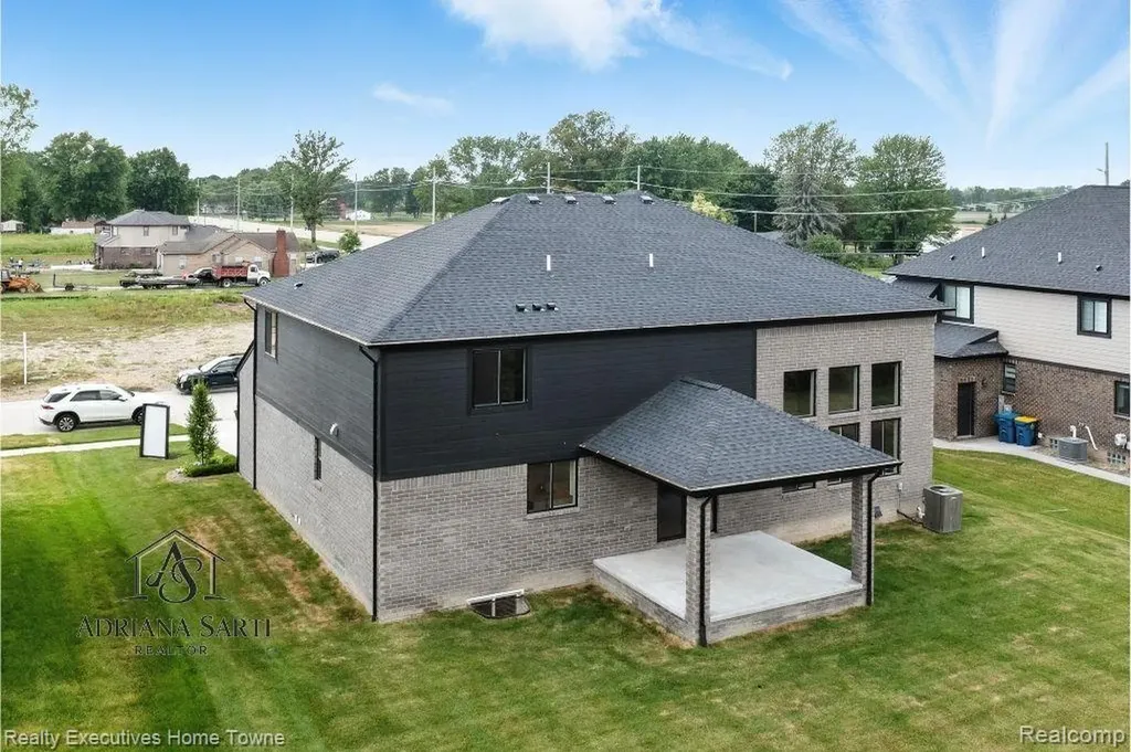 50964 Mistwood Drive Macomb Township MI 48042