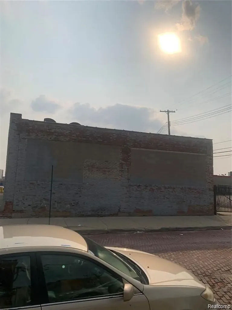1400 W Fort Street Detroit City MI 48216