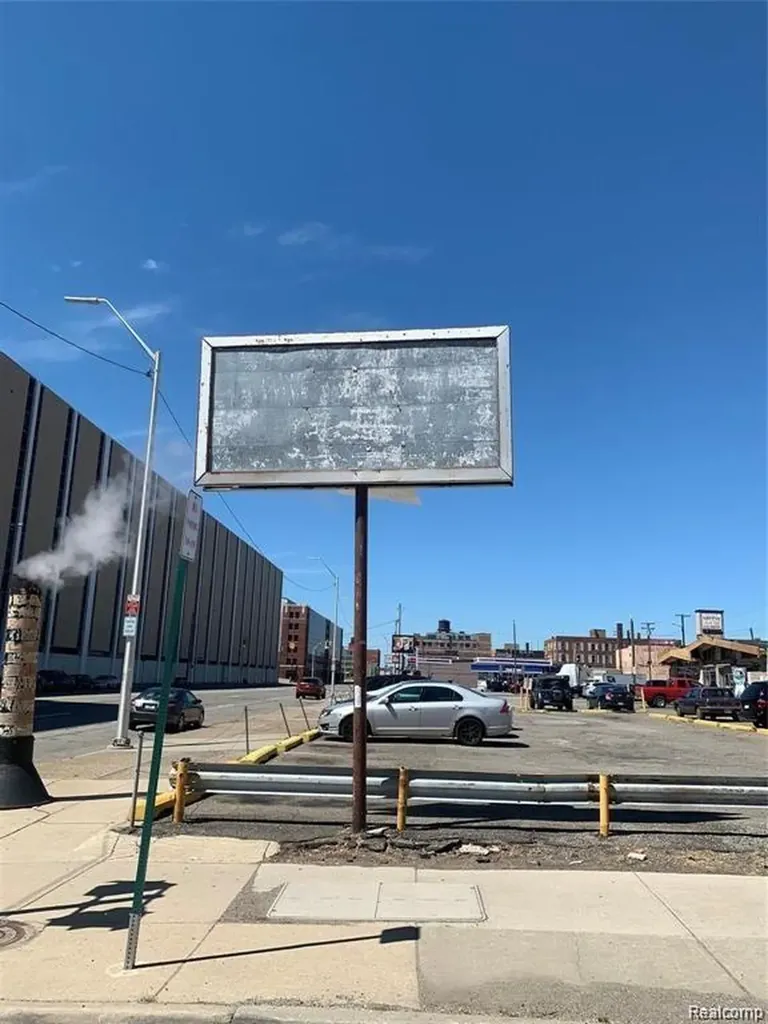 1400 W Fort Street Detroit City MI 48216