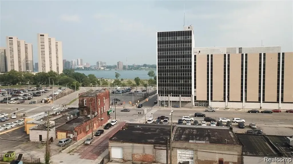 1400 W Fort Street Detroit City MI 48216