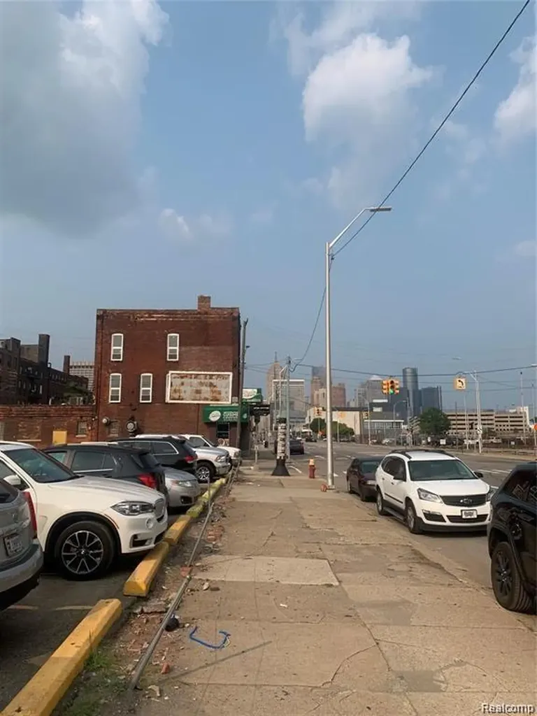1400 W Fort Street Detroit City MI 48216