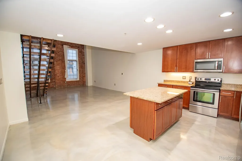 3100 Woodward Avenue Detroit City MI 48201