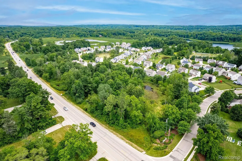 2436 Ortonville Road Brandon Charter Township MI 48462