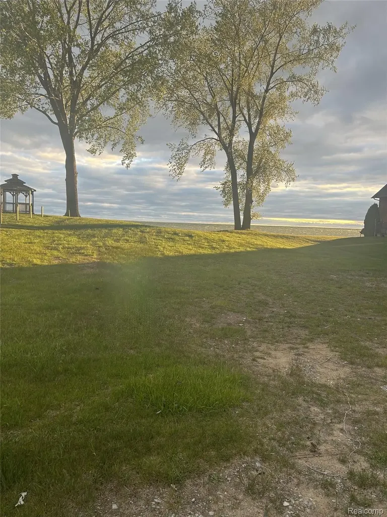 9899 Sunset Boulevard Caseville Township MI 48755
