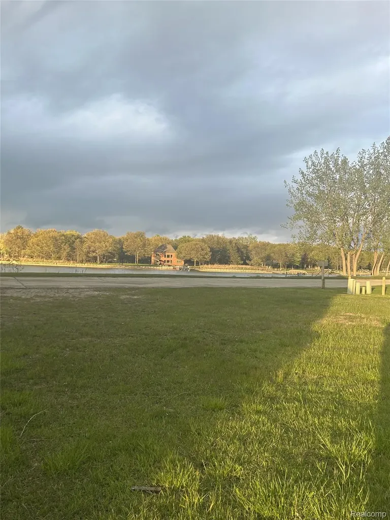 9899 Sunset Boulevard Caseville Township MI 48755