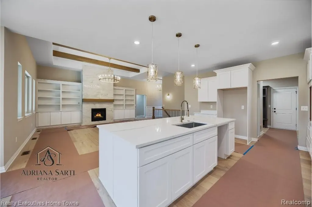 11812 Encore Drive Shelby Charter Township MI 48315