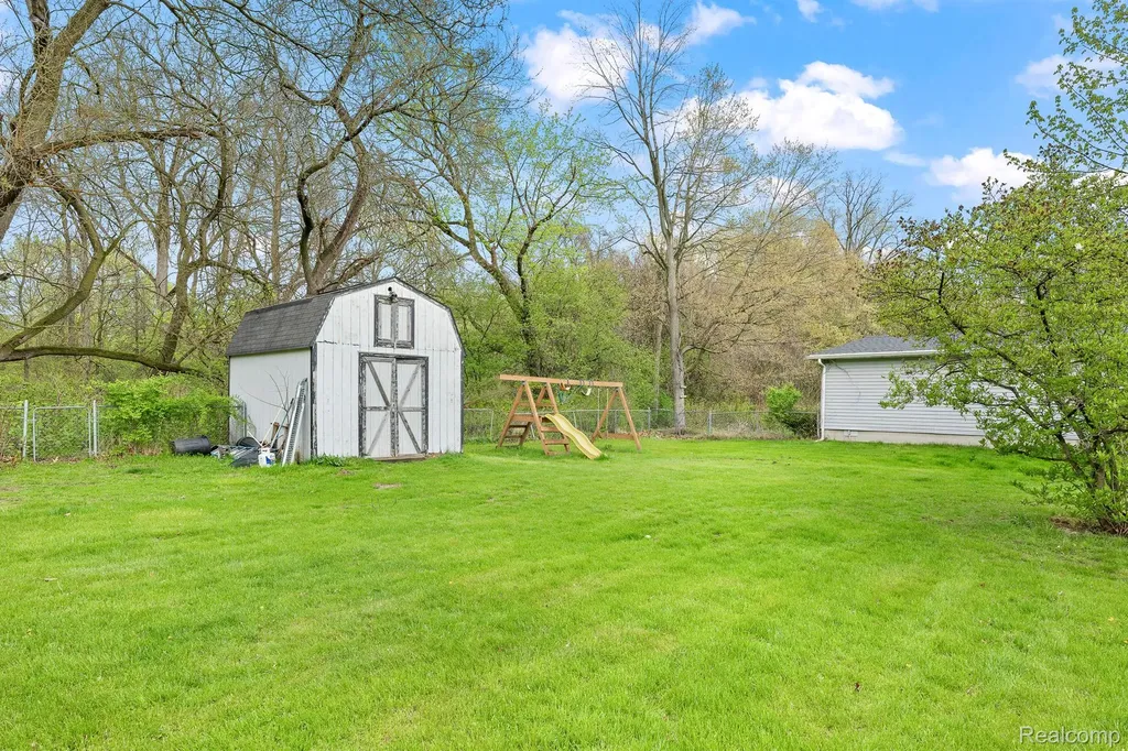 19074 Sumpter Road Sumpter Township MI 48111