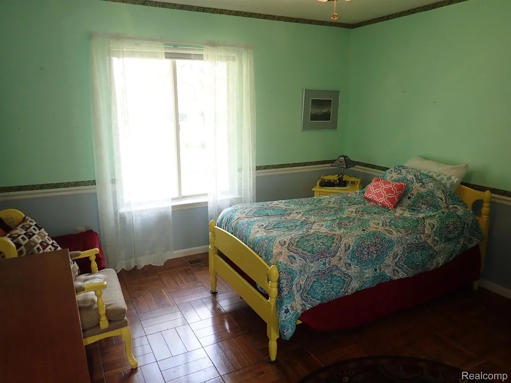 46980 Country Lane Macomb Township MI 48044