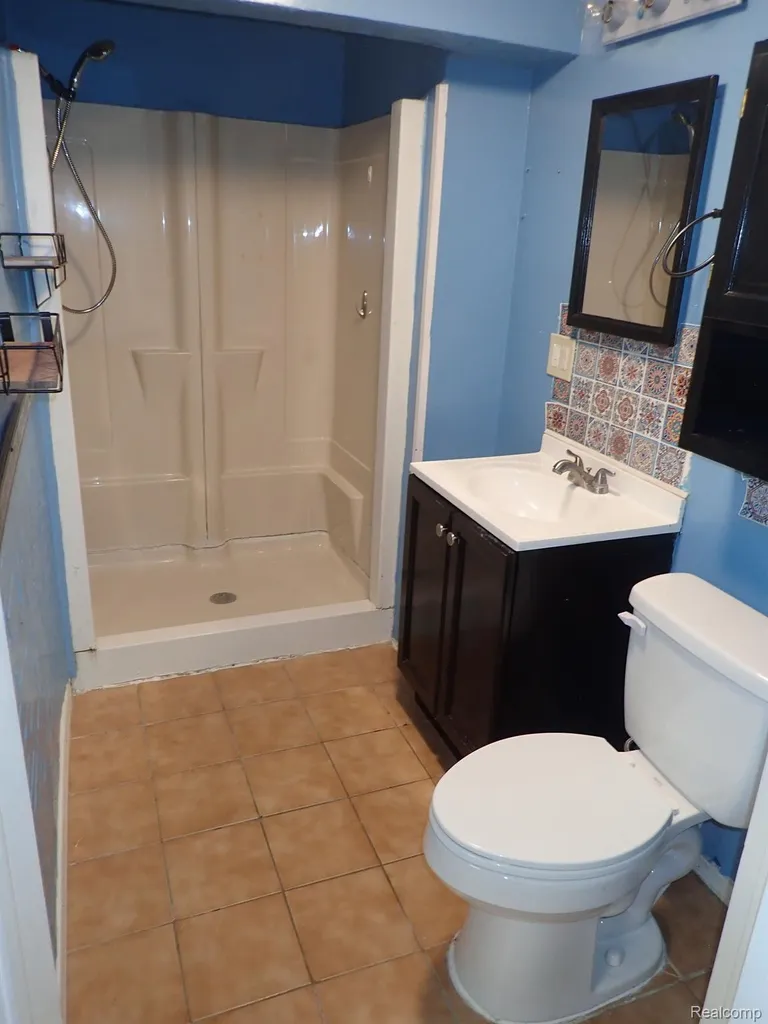 46980 Country Lane Macomb Township MI 48044