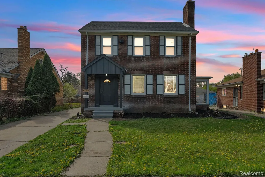 8790 E Outer Drive Detroit City MI 48213