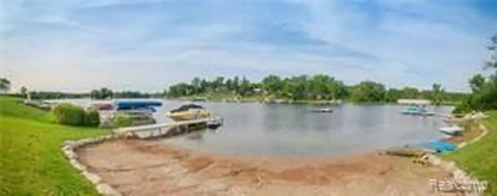 10418 King Road Springfield Charter Township MI 48350
