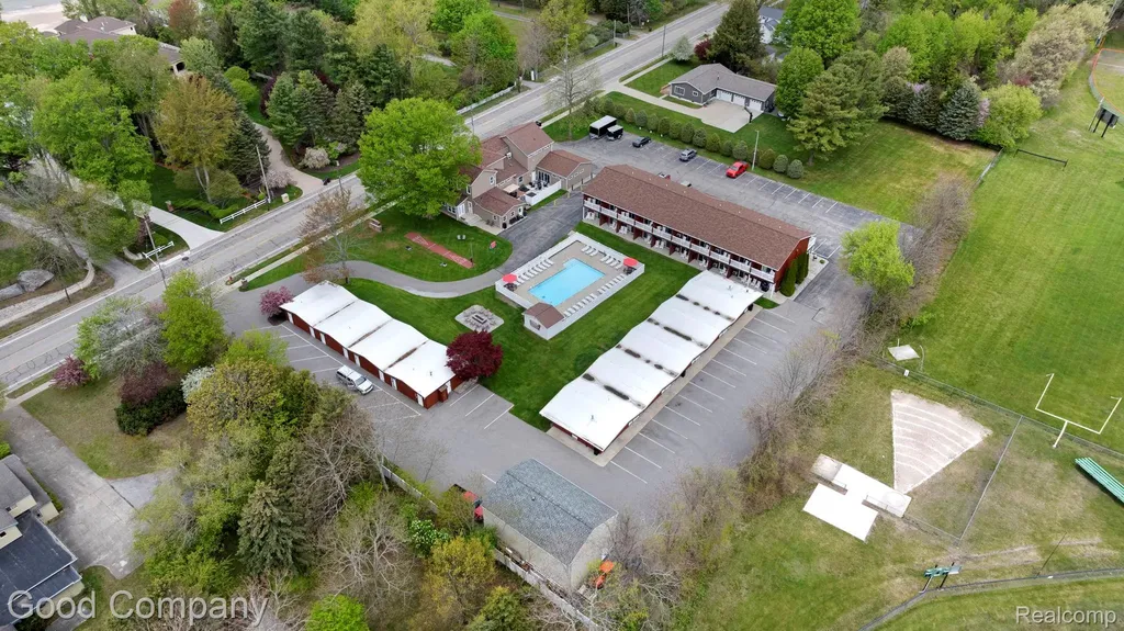 612 N Lakeshore Drive Ludington City MI 49431