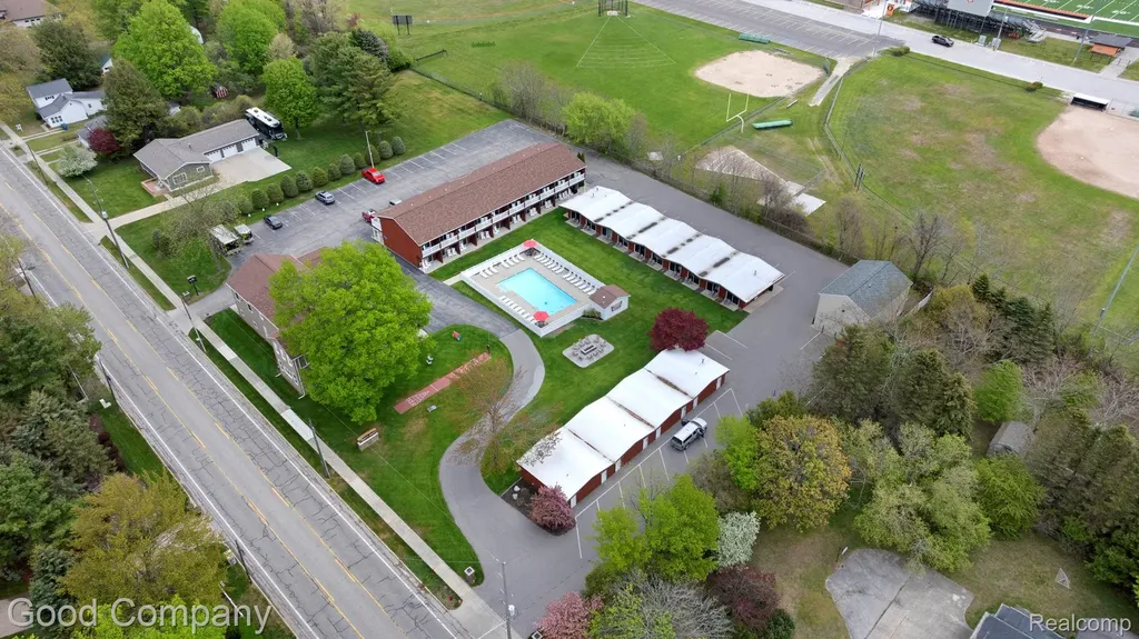 612 N Lakeshore Drive Ludington City MI 49431
