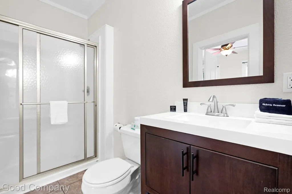 612 N Lakeshore Drive Ludington City MI 49431