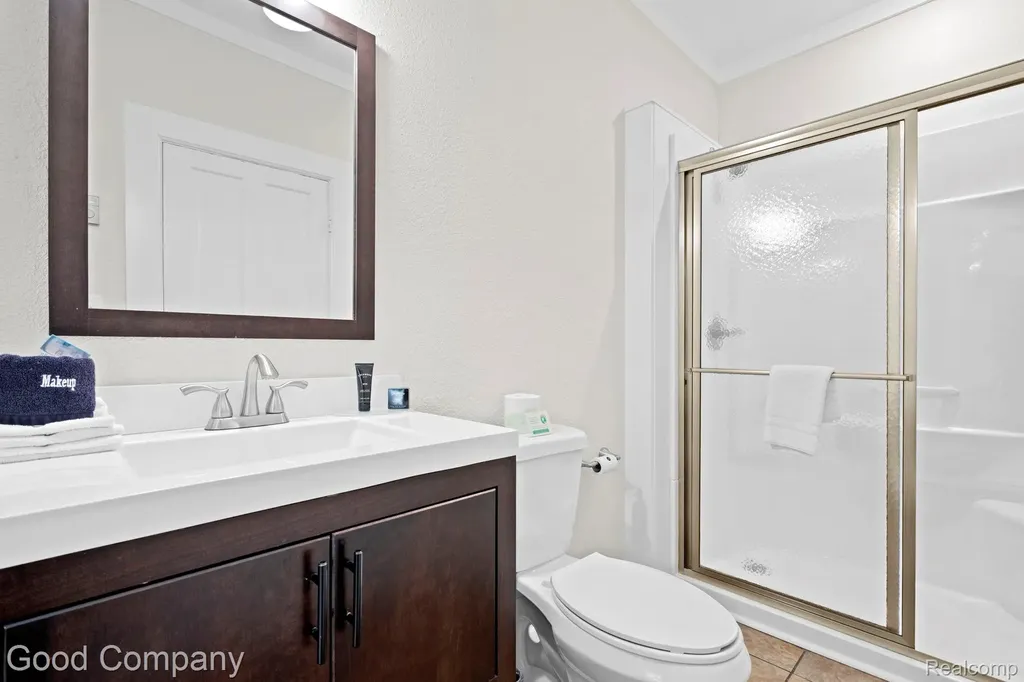 612 N Lakeshore Drive Ludington City MI 49431