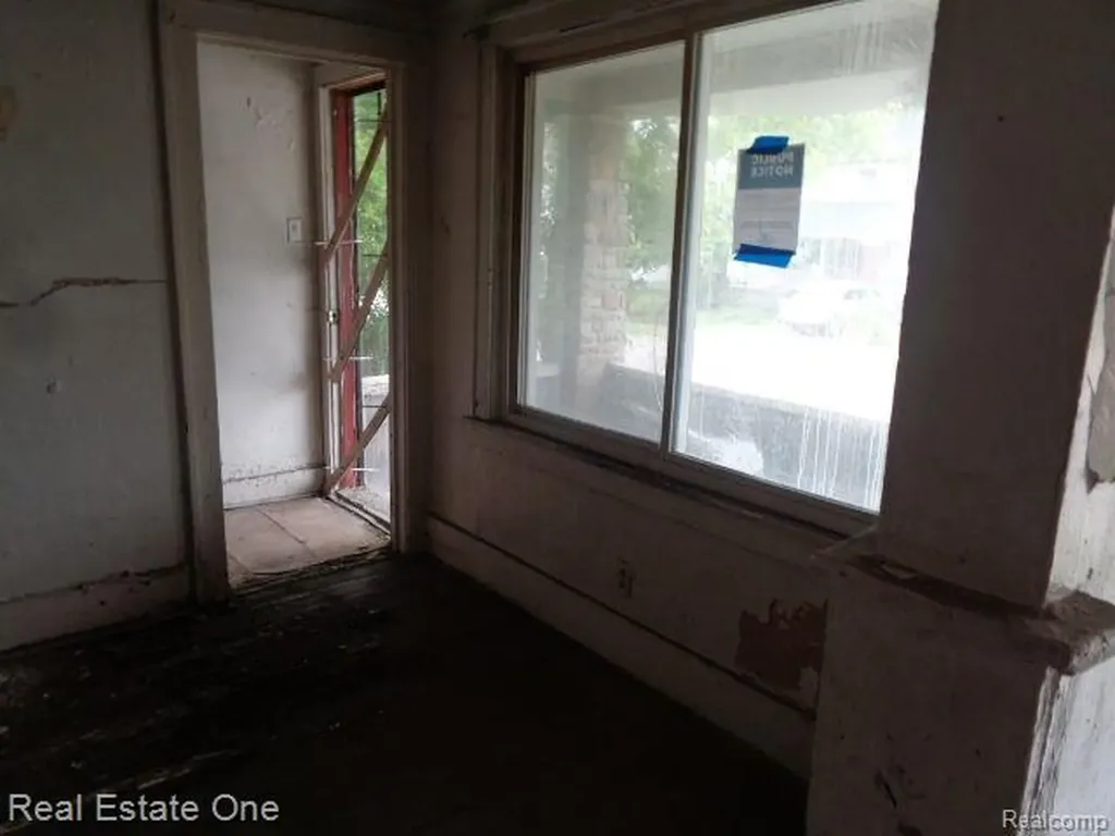 14876 Wisconsin Street Detroit City MI 48238