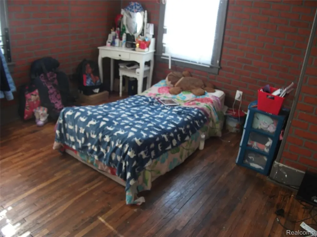 15017 Wildemere Street Detroit City MI 48238