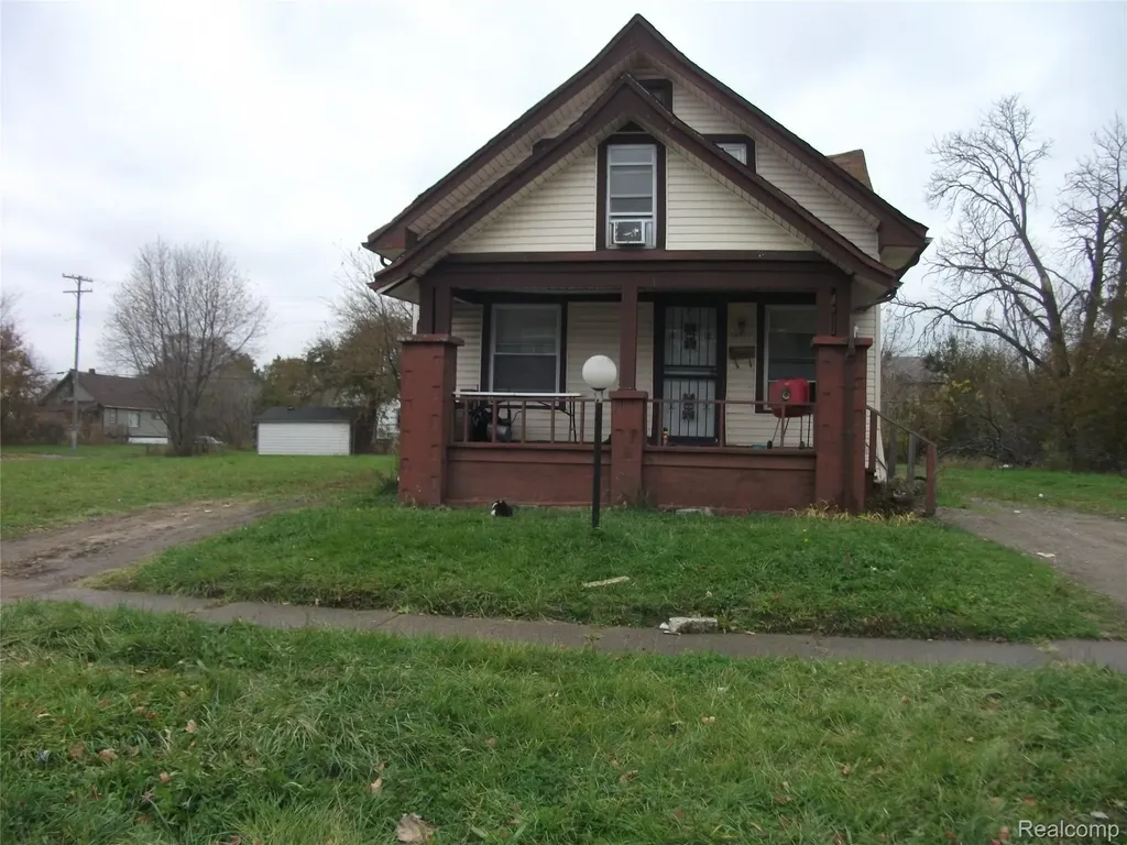 15017 Wildemere Street Detroit City MI 48238
