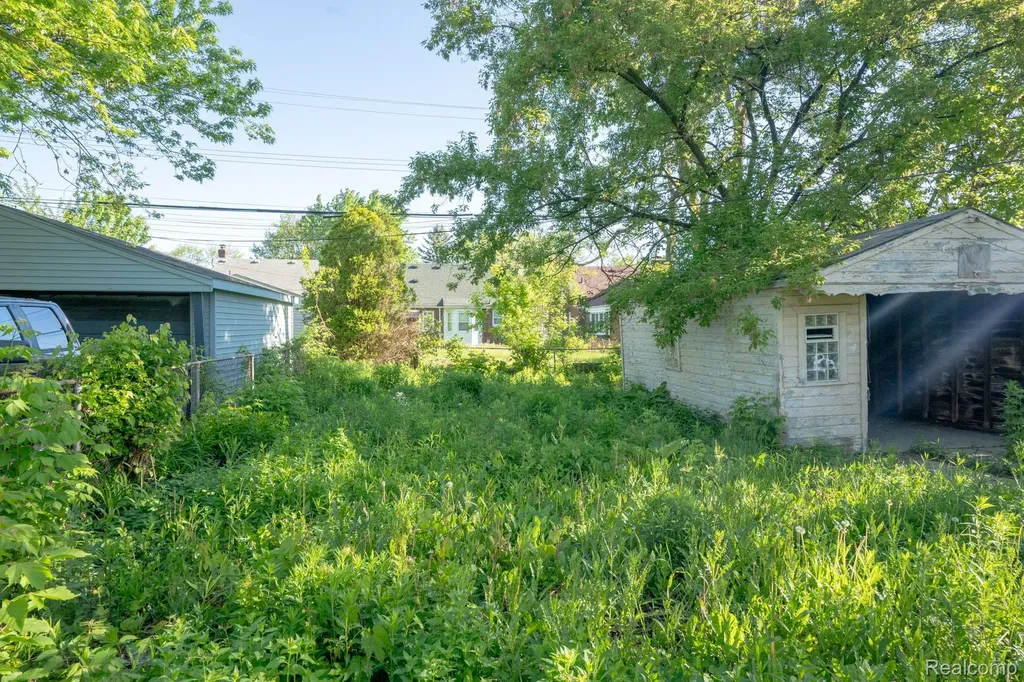 15693 Liberal Street Detroit City MI 48205