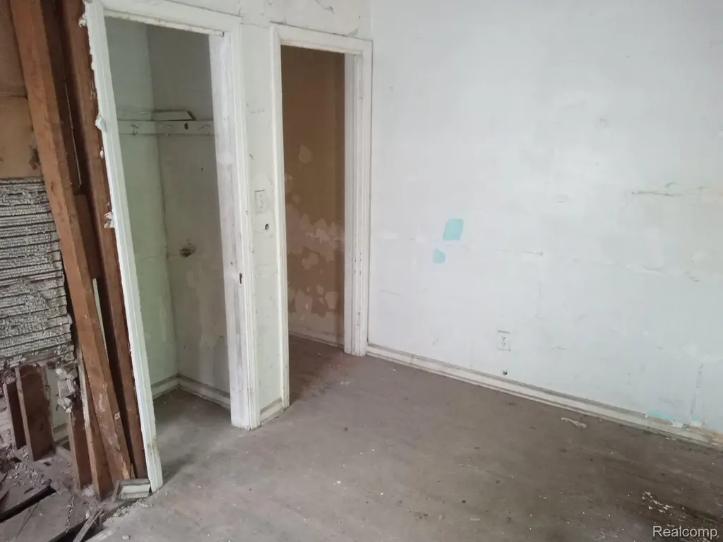 7764 American Street Detroit City MI 48210