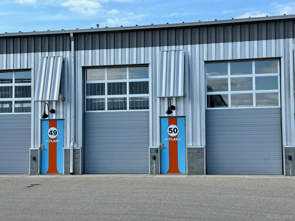 50 Pit Lane Pontiac City MI 48341