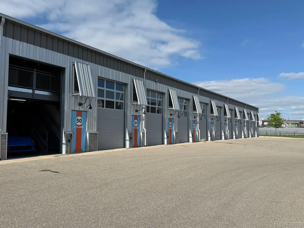 50 Pit Lane Pontiac City MI 48341