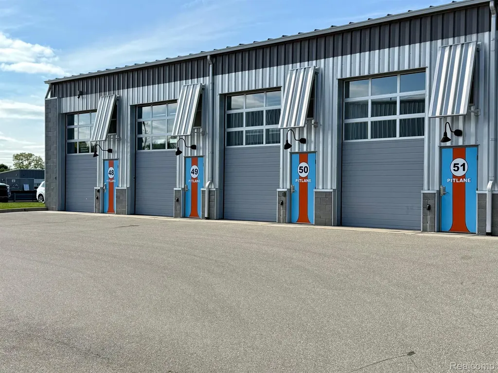50 Pit Lane Pontiac City MI 48341