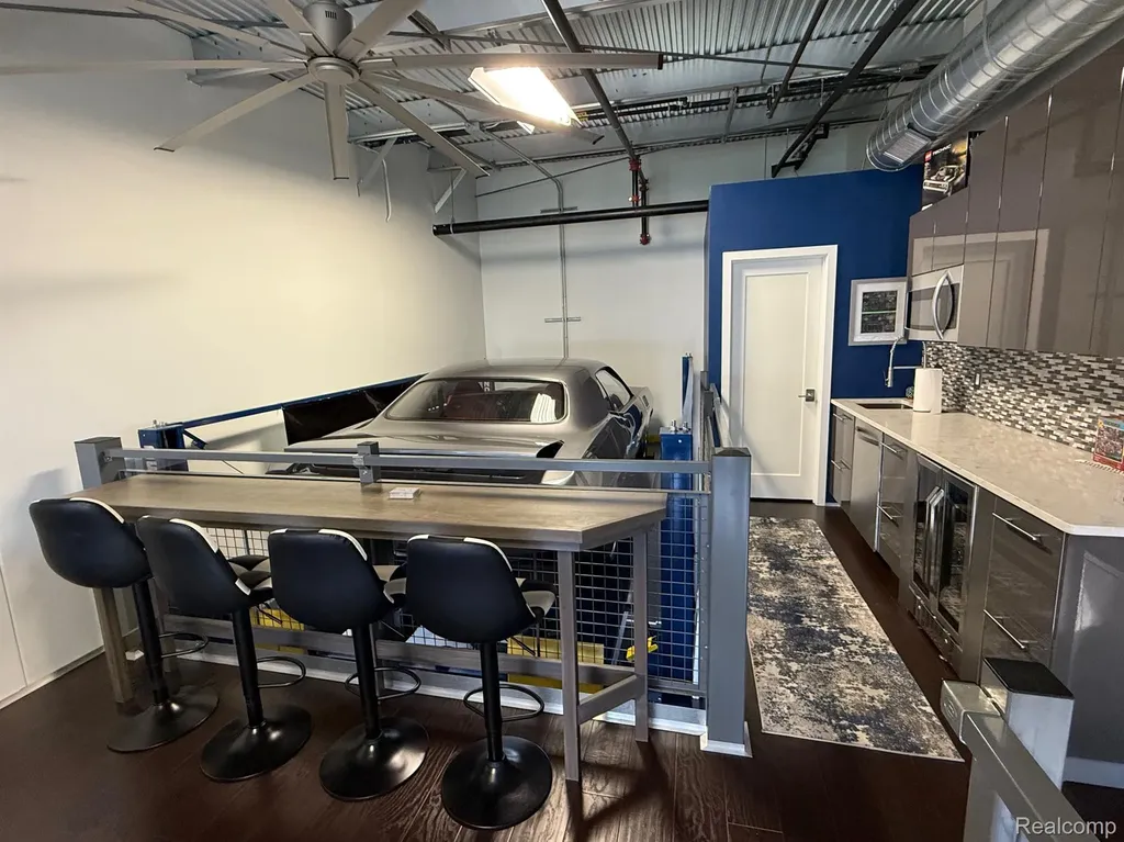 50 Pit Lane Pontiac City MI 48341