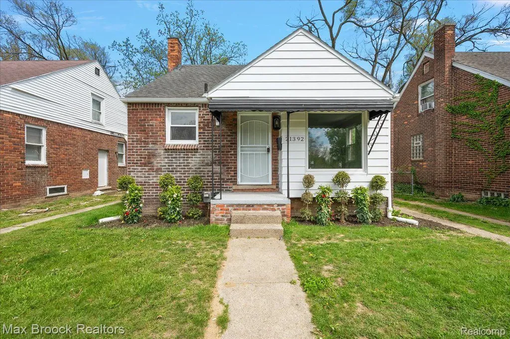21392 Bethlawn Boulevard Royal Oak Charter Township MI 48220