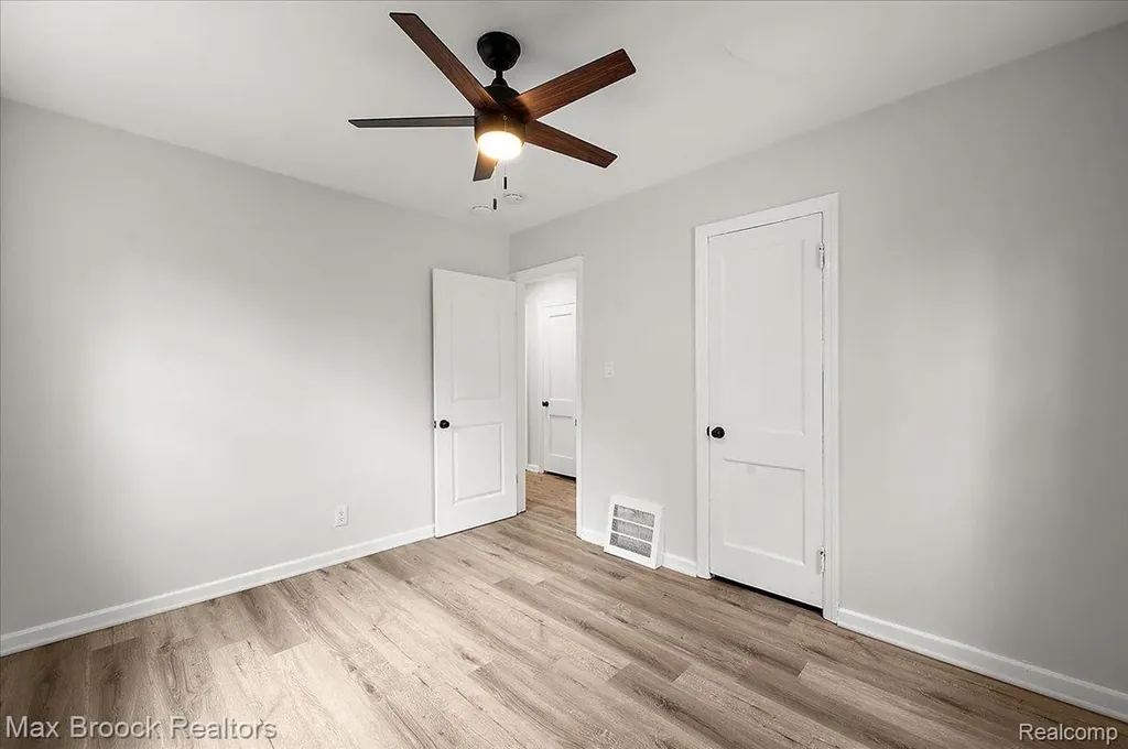 21392 Bethlawn Boulevard Royal Oak Charter Township MI 48220