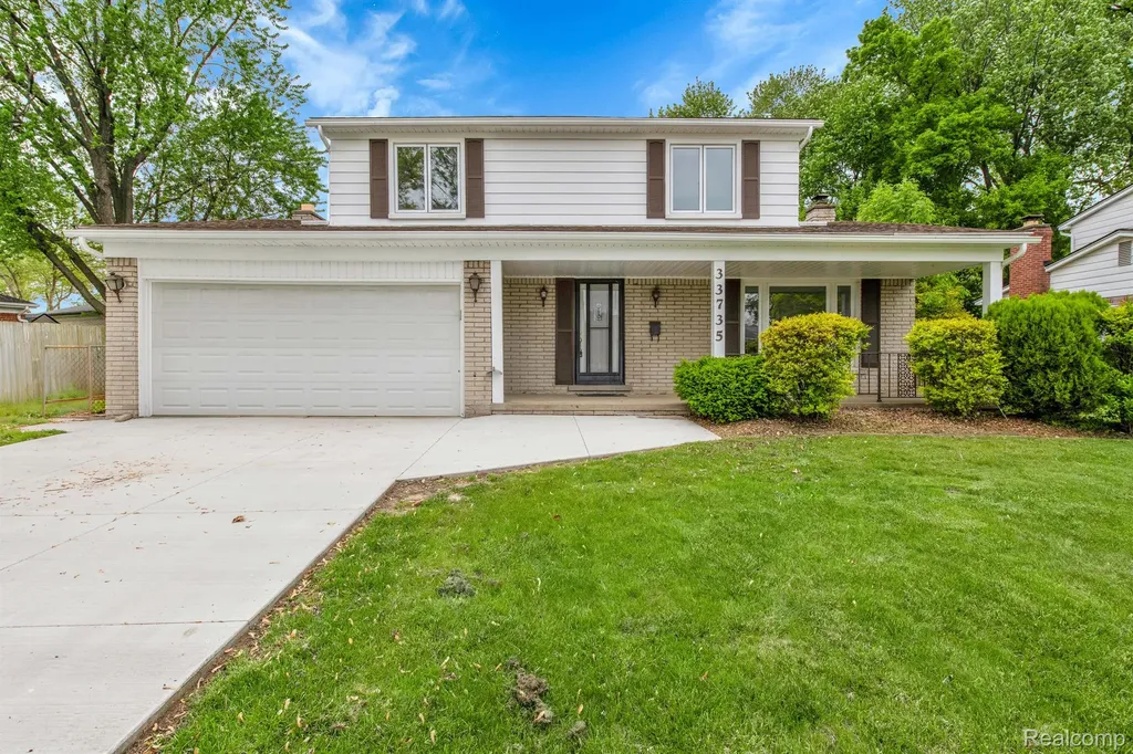 33735 Kennedy Drive Sterling Heights City MI 48310