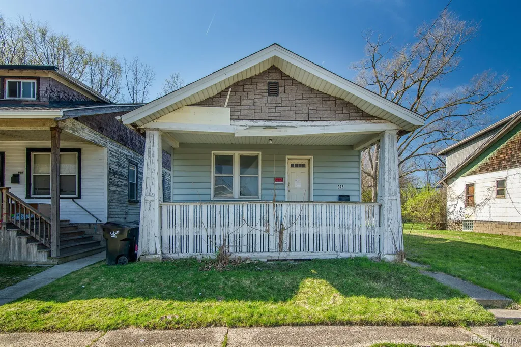975 Fernhill Street Detroit City MI 48203