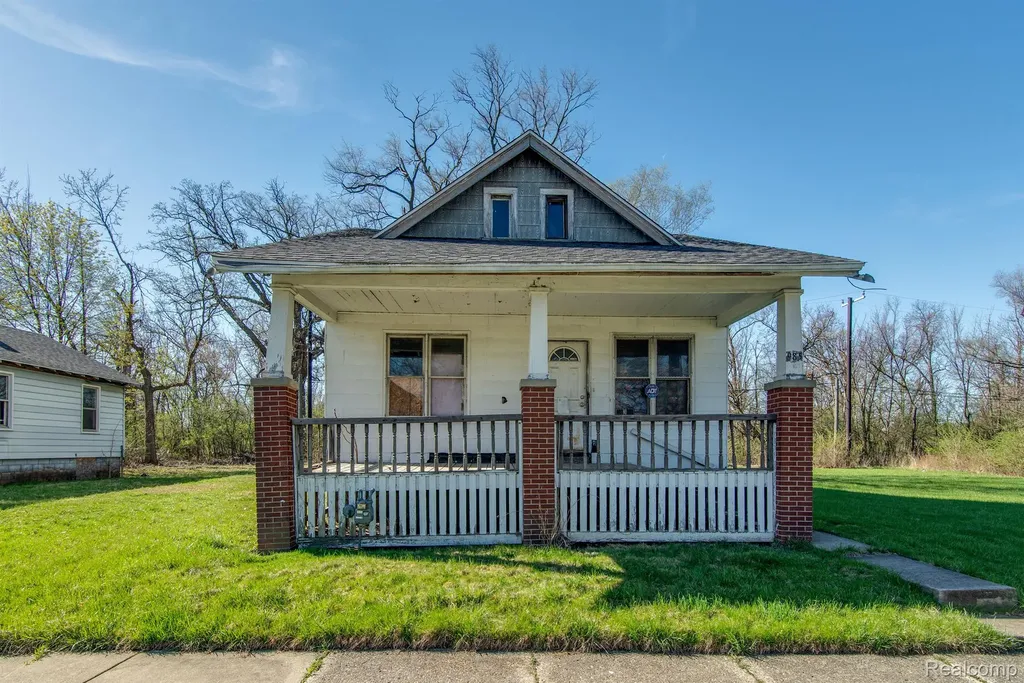 985 Fernhill Street Detroit City MI 48203