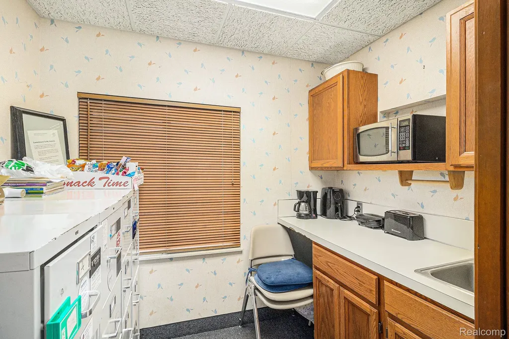1127 Villa Linde Flint Charter Township MI 48532