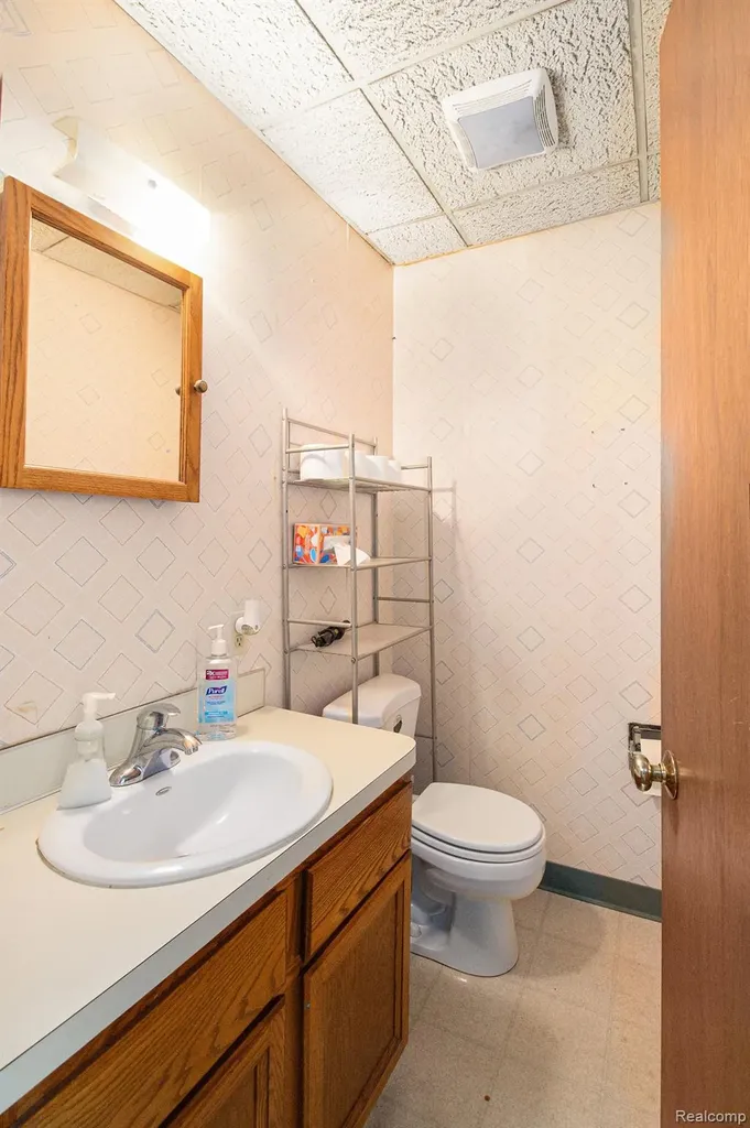1127 Villa Linde Flint Charter Township MI 48532