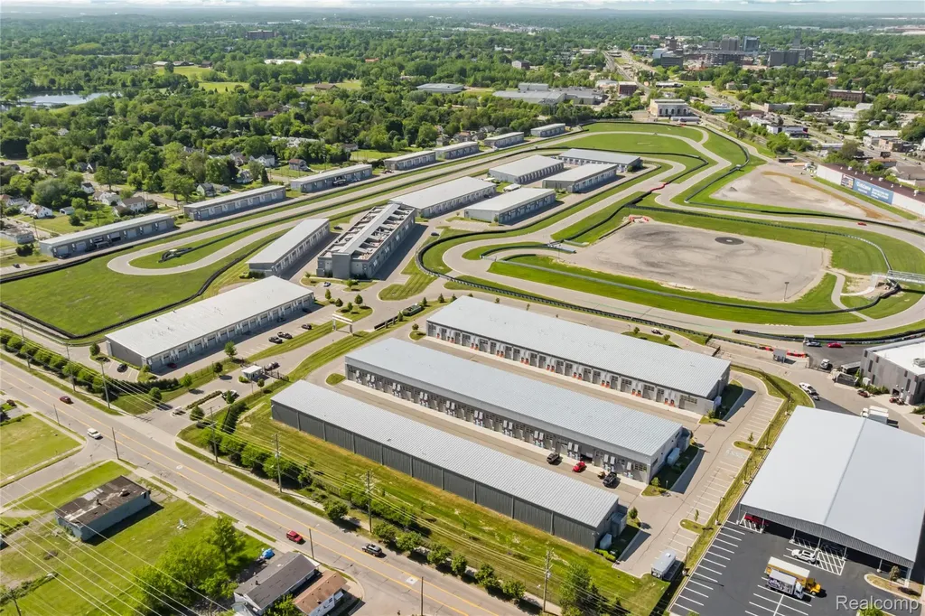 48 Pit Lane Pontiac City MI 48341