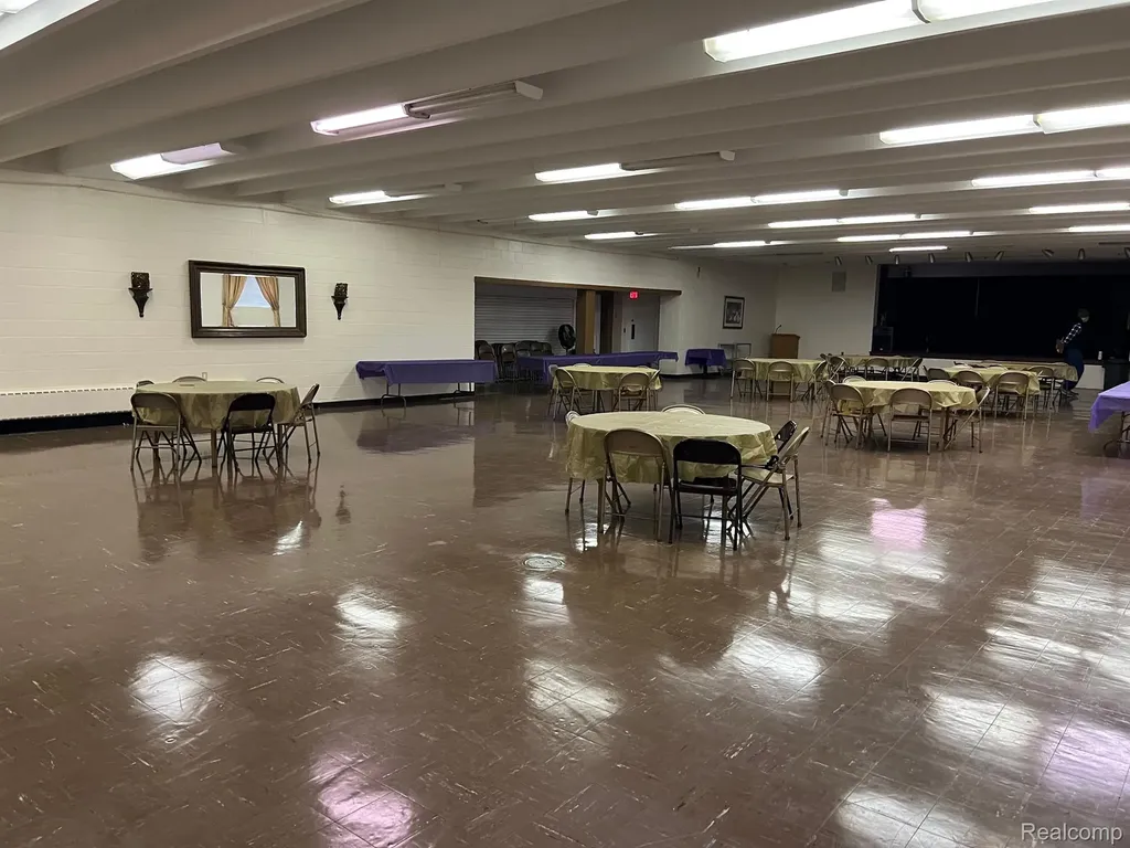 15727 Plymouth Road Detroit City MI 48227
