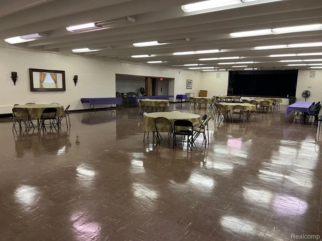 15727 Plymouth Road Detroit City MI 48227