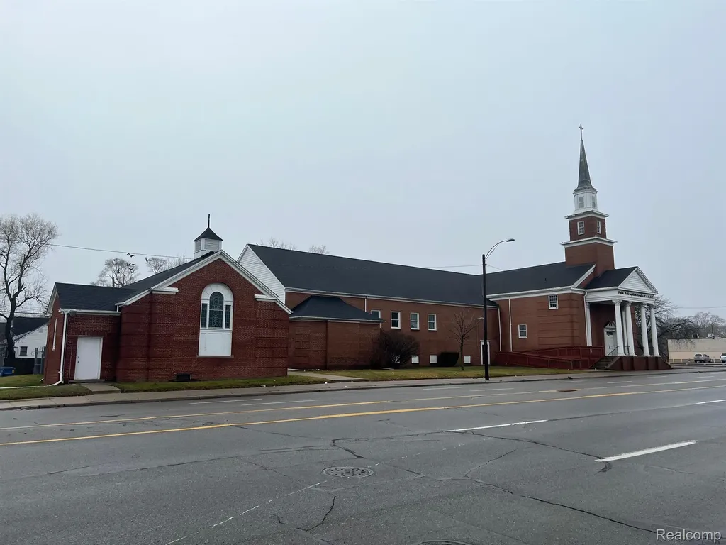 15727 Plymouth Road Detroit City MI 48227