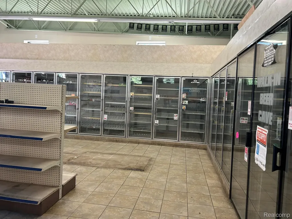 1372 E Lake Road Thetford Township MI 48420