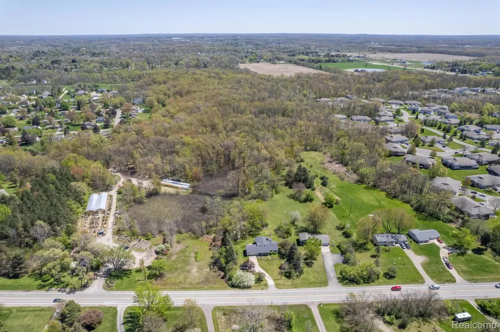 9225 Fenton Road Mundy Township MI 48439