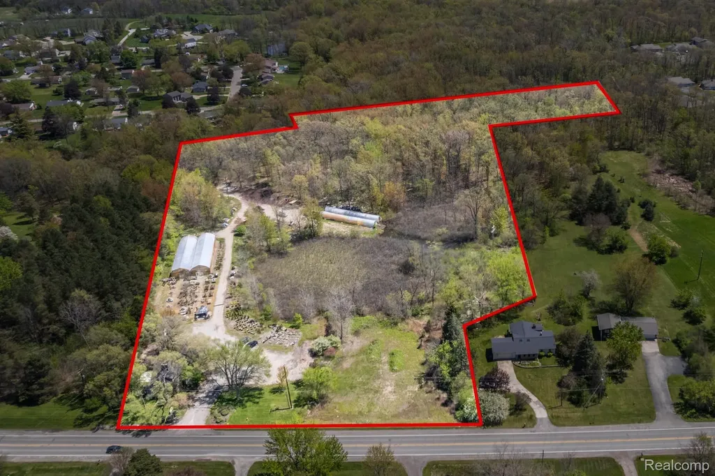 9225 Fenton Road Mundy Township MI 48439