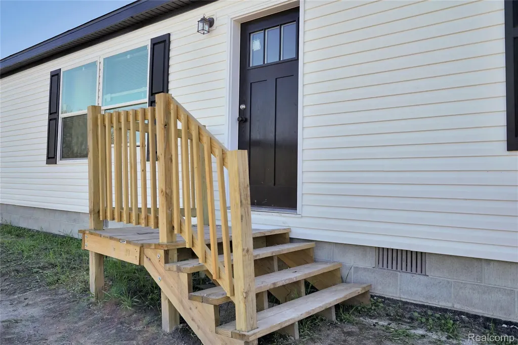 7376 Capac Road Capac Village MI 48097